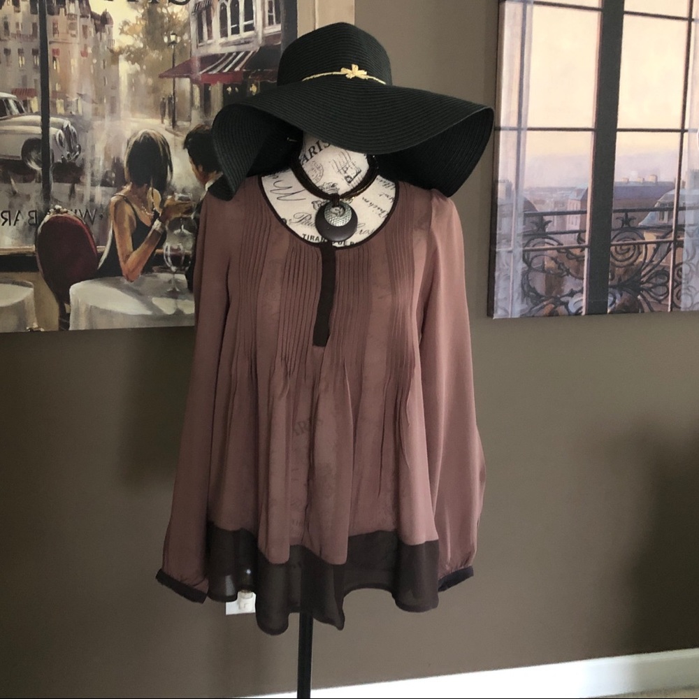 Boho chic, flowing blouse